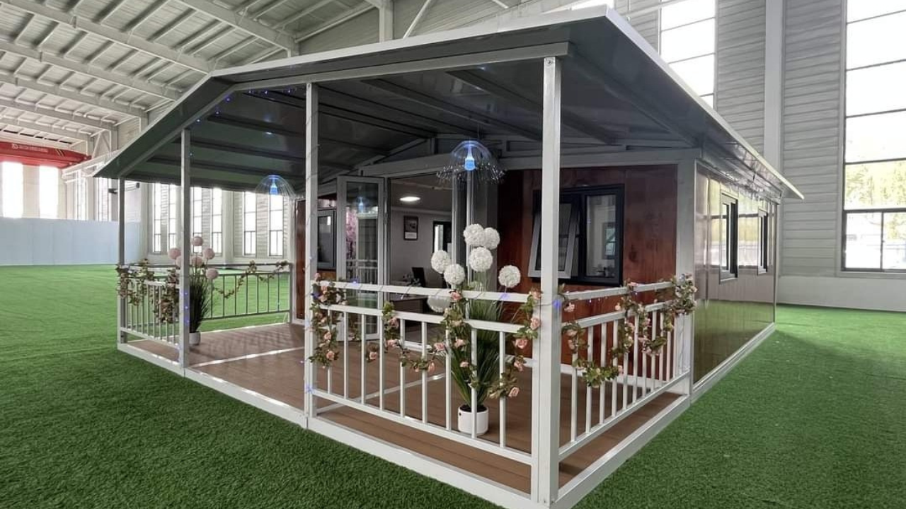 Expandable Container House